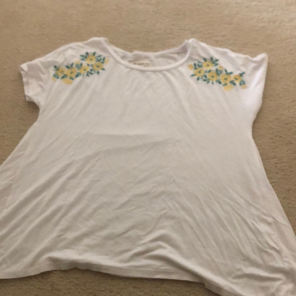 Tucker and Tate white shirt with flowers